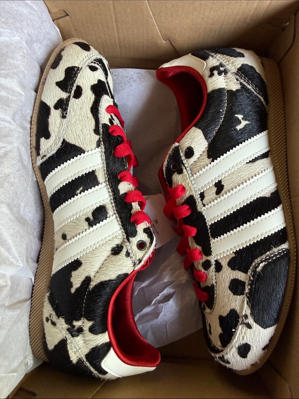 adidas Japan Black & White print Sneakers with Red Accents - Picture 7 of 8